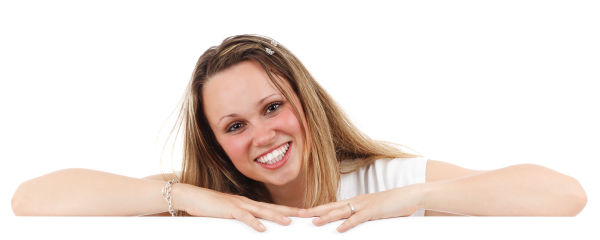 Девушка с белоснежной улыбкой