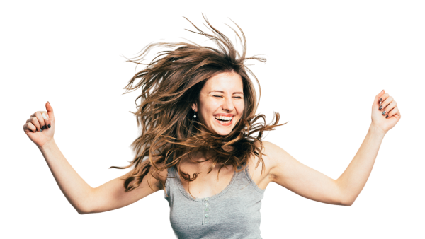 Счастливая девушка на белом фоне