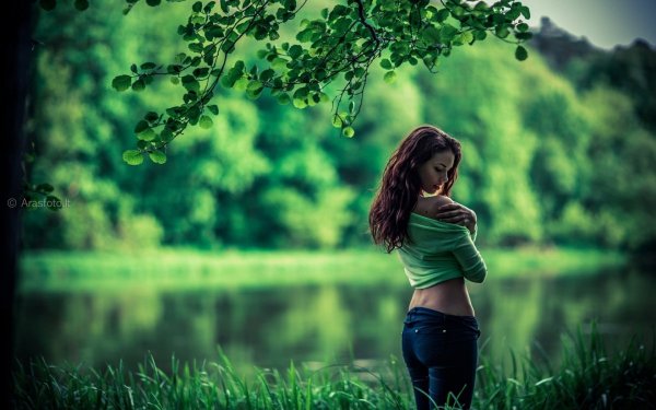 Девушка на природе