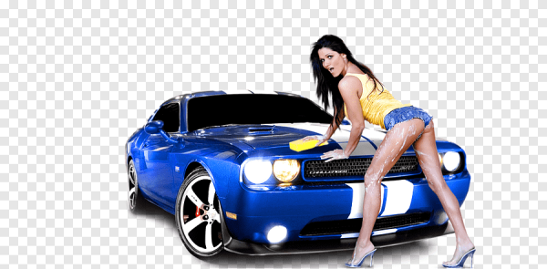 Девушка с машиной на прозрачном фоне