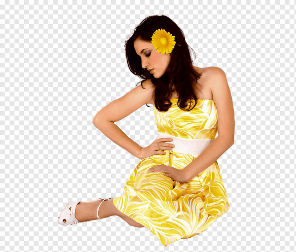 Девушка в желтом платье