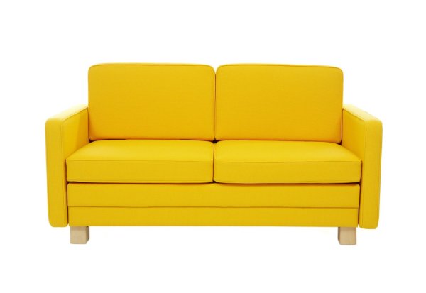 Желтый диван на прозрачном фоне