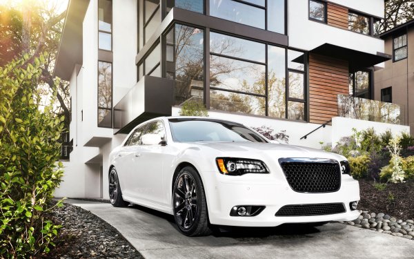 Chrysler 300c srt White