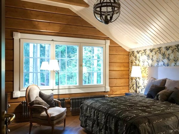 Отделка мансарды имитацией бруса