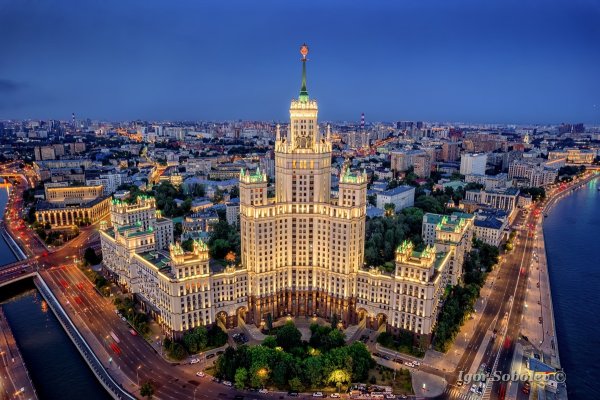 Высотка на Котельнической набережной