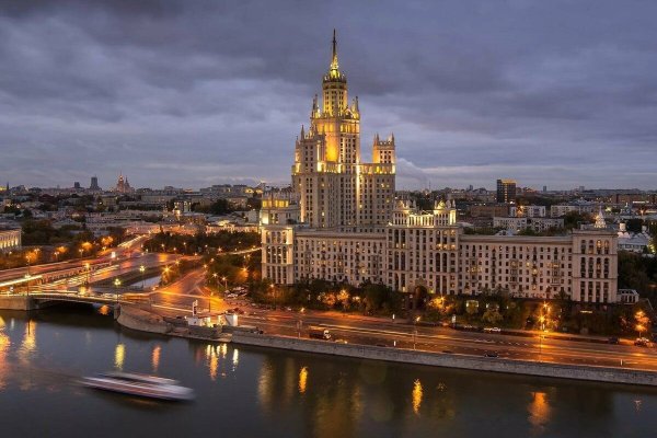 Высотка на Котельнической набережной