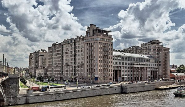 Ул Серафимовича дом 2