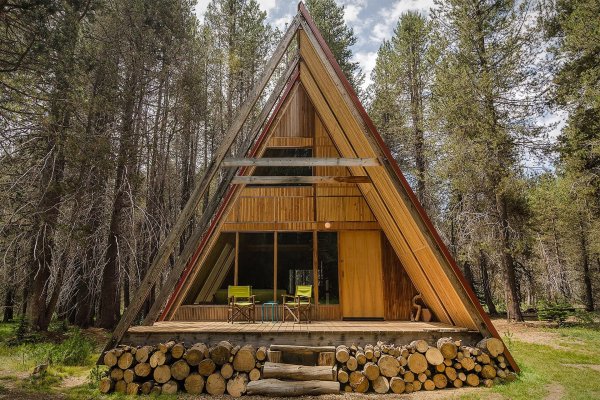 Домик шалаш Манская Заимка