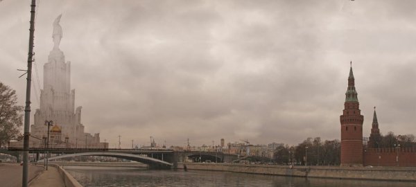 Дворец советов и храм Христа Спасителя