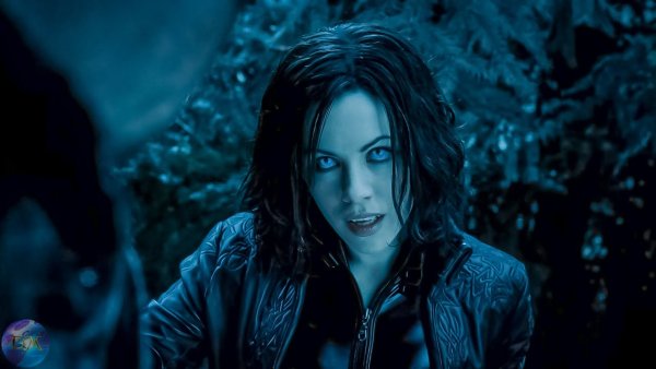 Кейт Бекинсейл другой мир 2