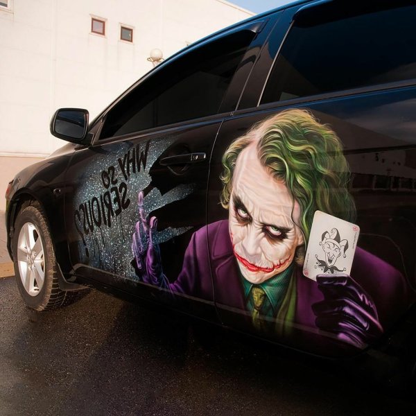 Аэрография Джокер на авто