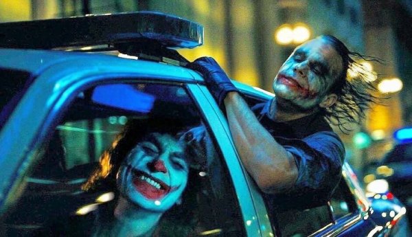 Хит Леджер в полицейской машине