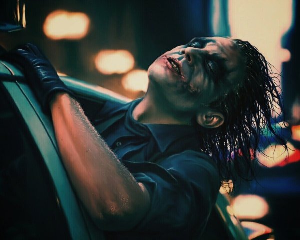 Джокер в полицейской машине темный рыцарь