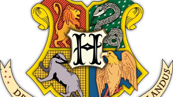 Гарри Поттер герб Хогвартса