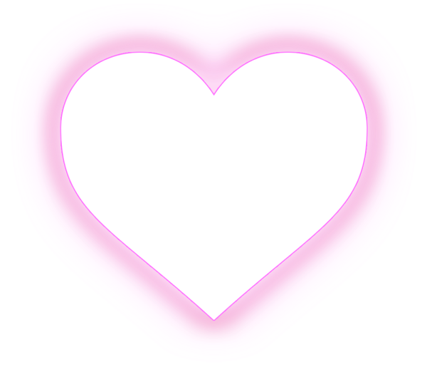 Розовое сердце на белом фоне