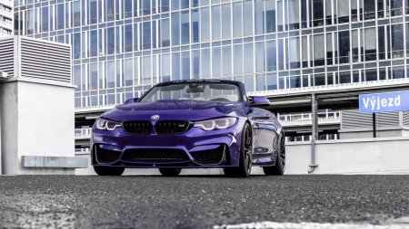 Кабриолет BMW фиолетовый