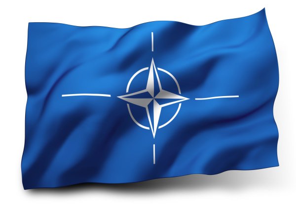 Новый флаг НАТО