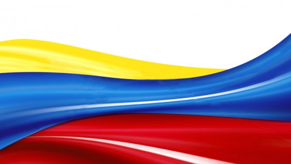 Флаг Ростовской области развивающийся