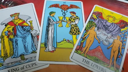 Карты Таро карта любви