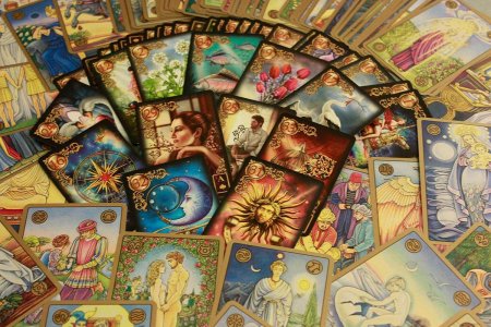 Таро Мария Сэкиюцу