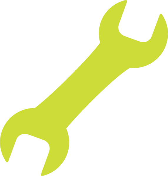 Ребенок с гаечным ключом