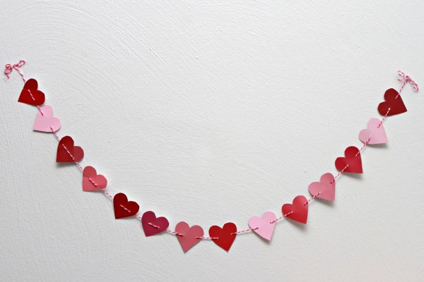 Гирлянда из сердечек