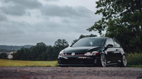 Volkswagen Golf 7 Wallpaper