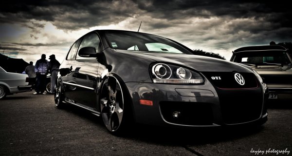 Volkswagen Golf 5 GTI Wallpaper
