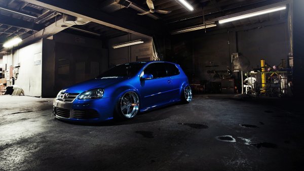 Blue Volkswagen Golf Tuning