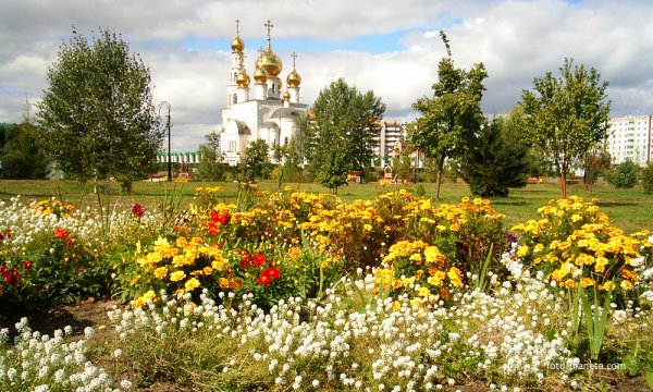 Город Абакан Преображенский парк осенью