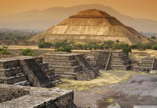 Теотиуакан пирамида солнца
