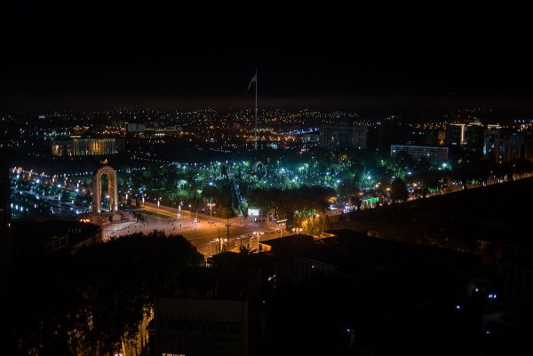 Город Душанбе Таджикистан ночной