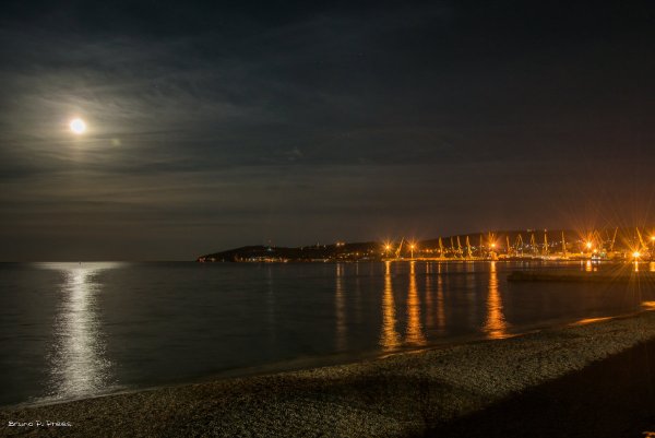 Ночная набережная Феодосия