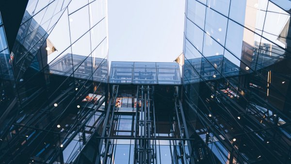 Затемненные здания