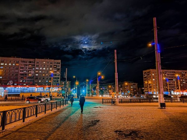 Фото Магнитогорска ночью орёл