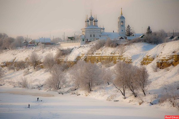 Крестовоздвиженский храм Мценск зима