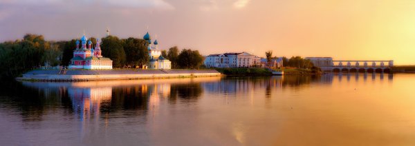 Панорама Углича с Волги