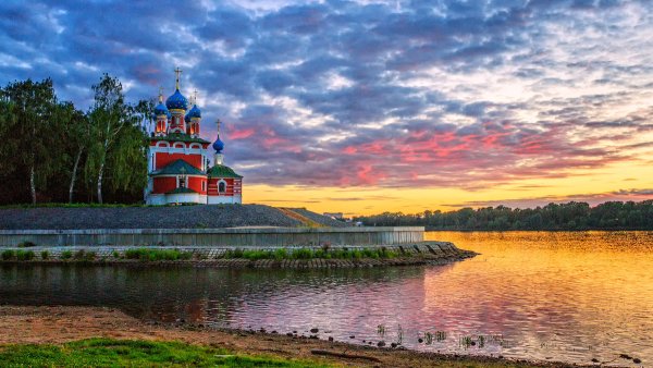 Углич Волга