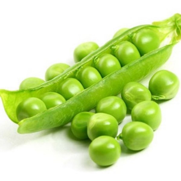 Горох на белом фоне