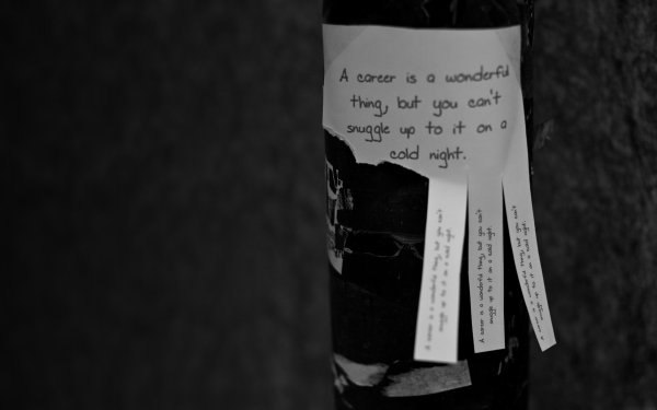 Цитаты на черном фоне