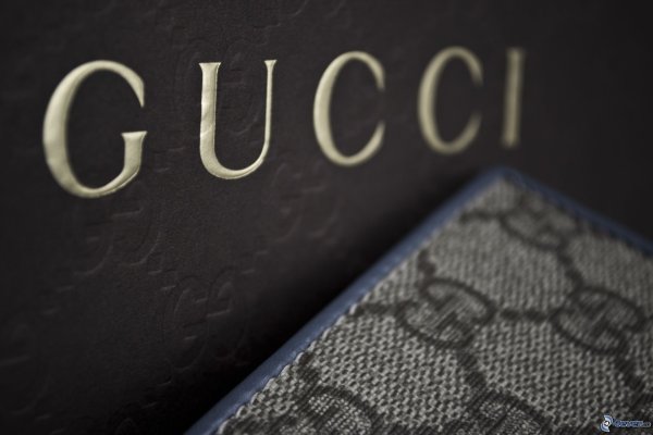 Обои фирмы гуччи