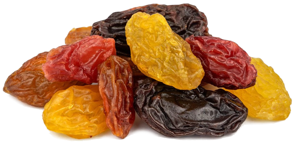 Изюм на белом фоне