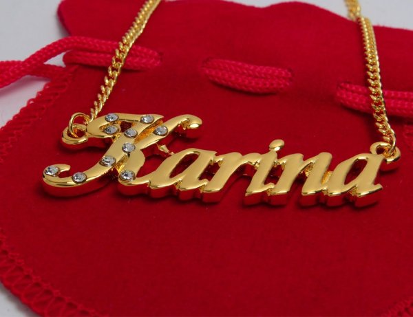 Карина надпись