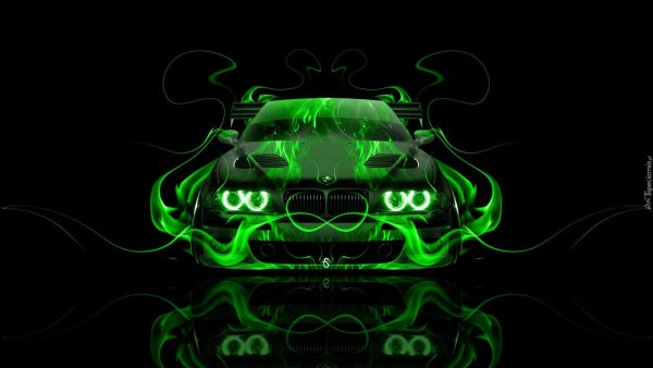 Огненный автомобиль на черном фоне