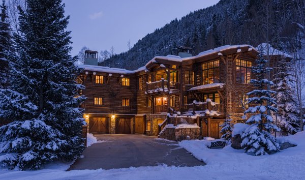 Поместье Сноу