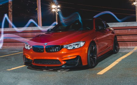 BMW m4 Competition красная
