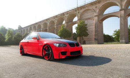 BMW m3 e92 красная
