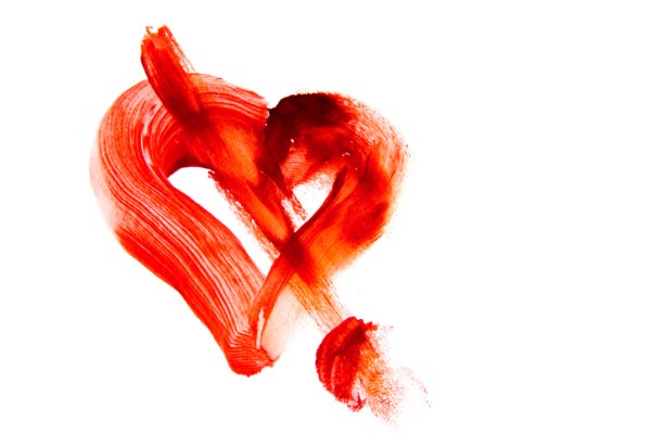 Сердце нарисованное кровью