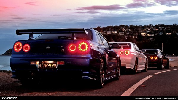 Nissan Skyline GTR r34 ночью