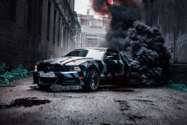 Крутые машины с дымом